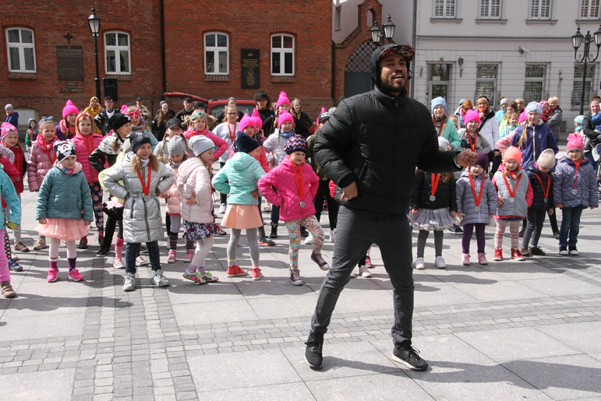 Gwiazdą Międzynarodowego Dnia Tańca w Środzie był tancerz, choreograf, aktor i model Justin Fuentes